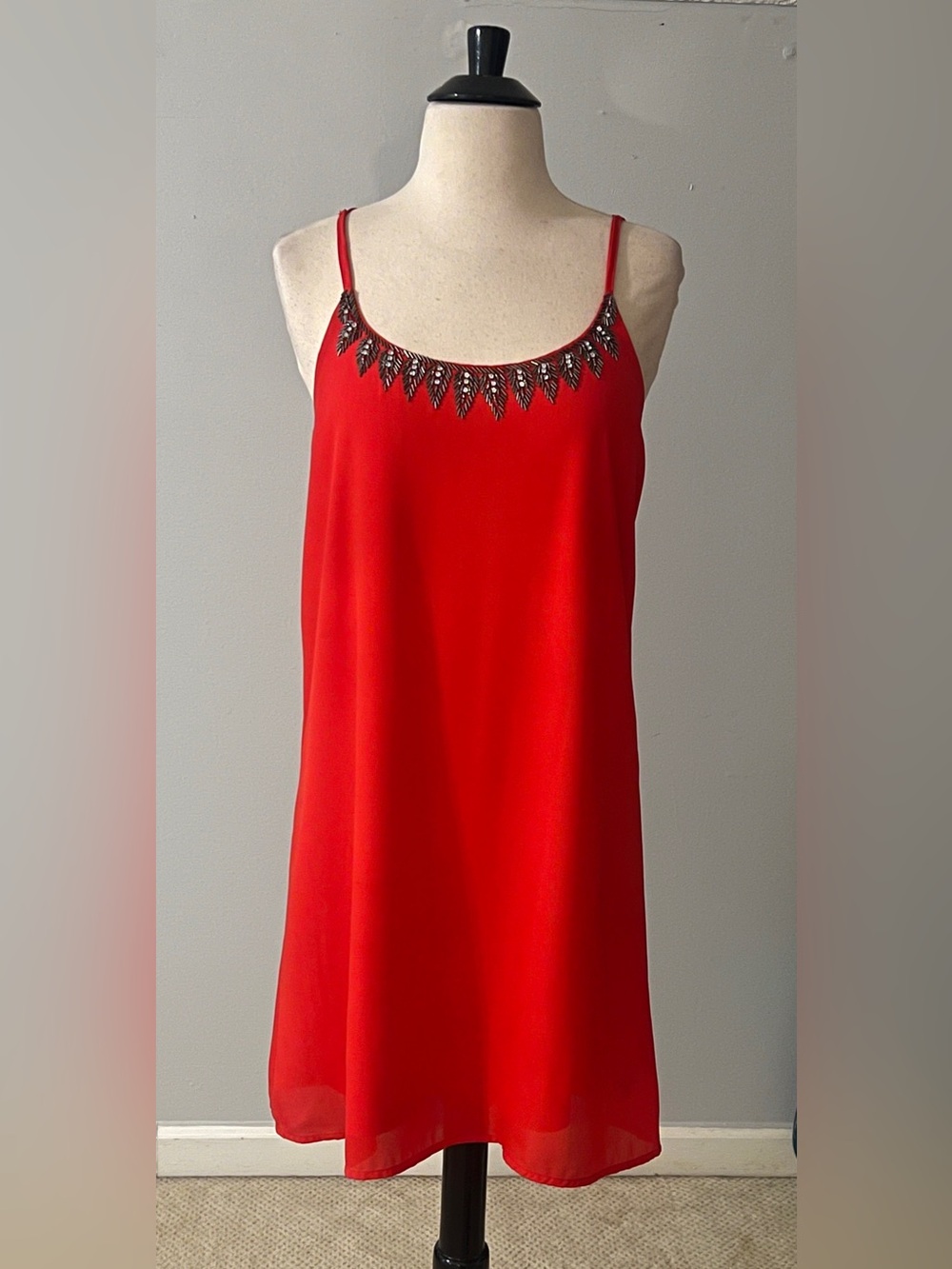 YA Los Angeles Red Embellished Open Back A-Line Shift Dress Size Medium